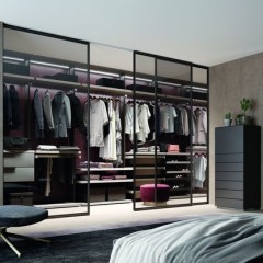 Decorating a dressing room with Glass Partition