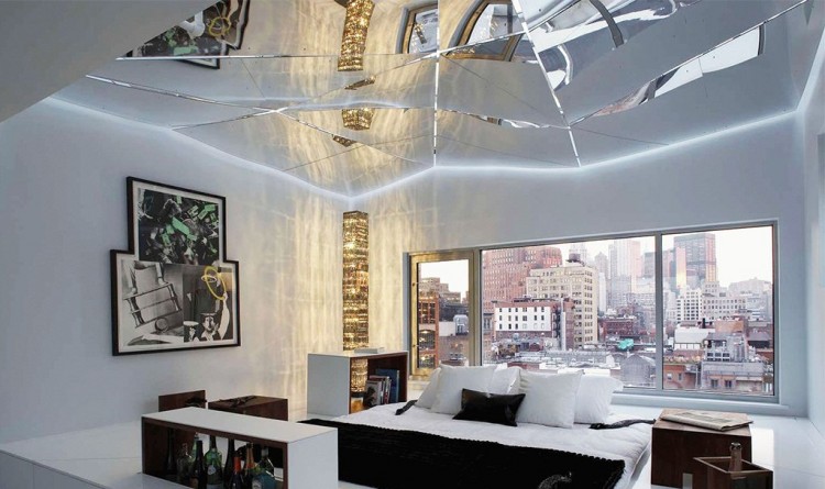 Mirror Ceiling in Interior Design